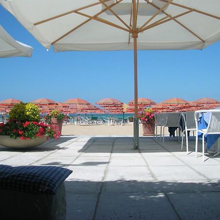 Albergo Punta De L'Est Francavilla al Mare Kültér fotó