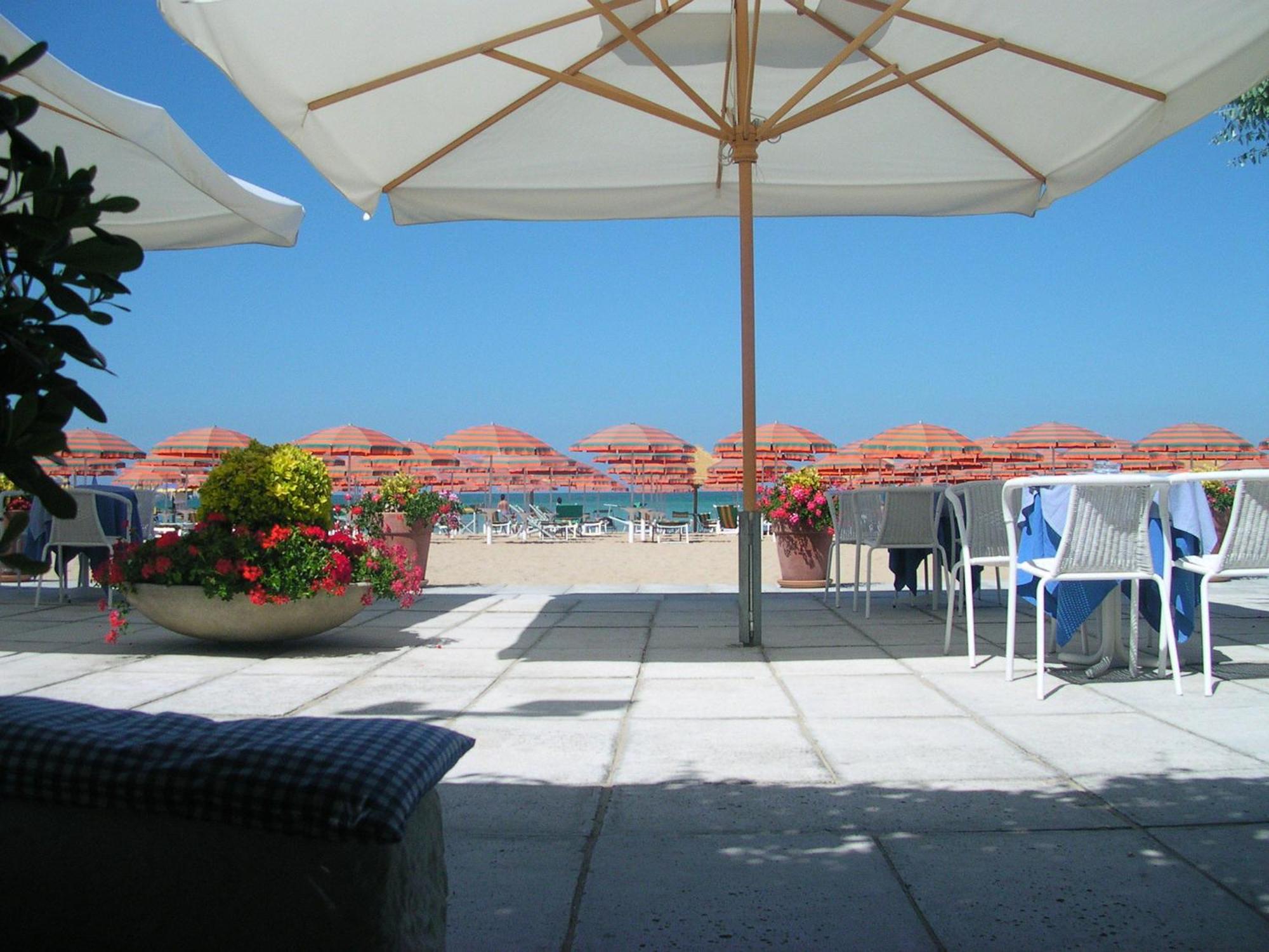 Albergo Punta De L'Est Francavilla al Mare Kültér fotó