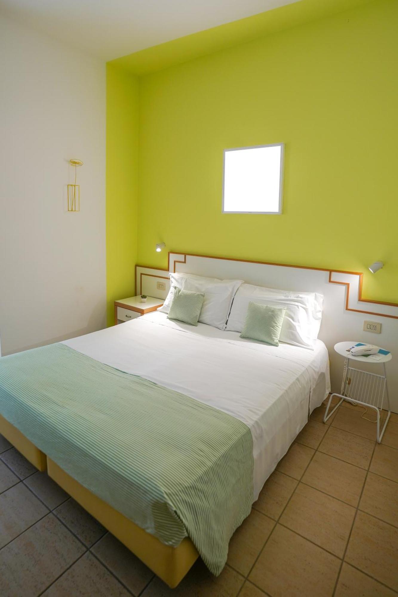 Albergo Punta De L'Est Francavilla al Mare Kültér fotó