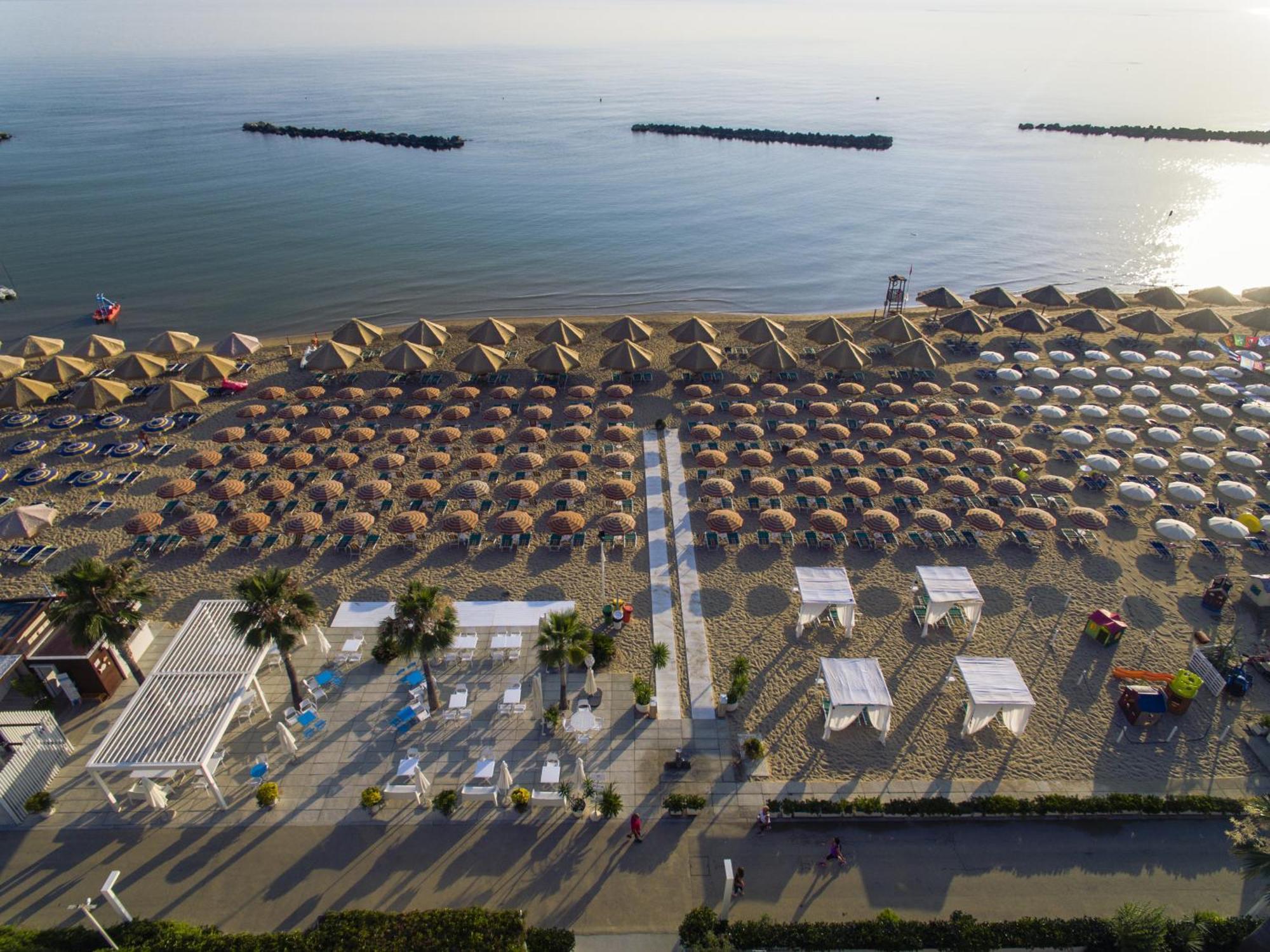 Albergo Punta De L'Est Francavilla al Mare Kültér fotó